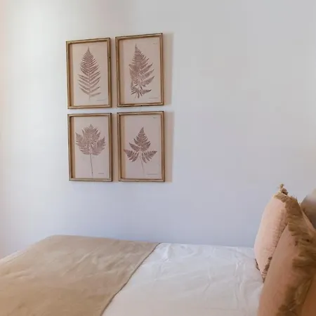 - Gracia 2-b 巴塞罗那